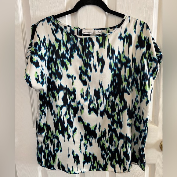 Liz Claiborne White, Green & Algiers Blue Abstract Multicolor Split Sleeve Top - Picture 2 of 5